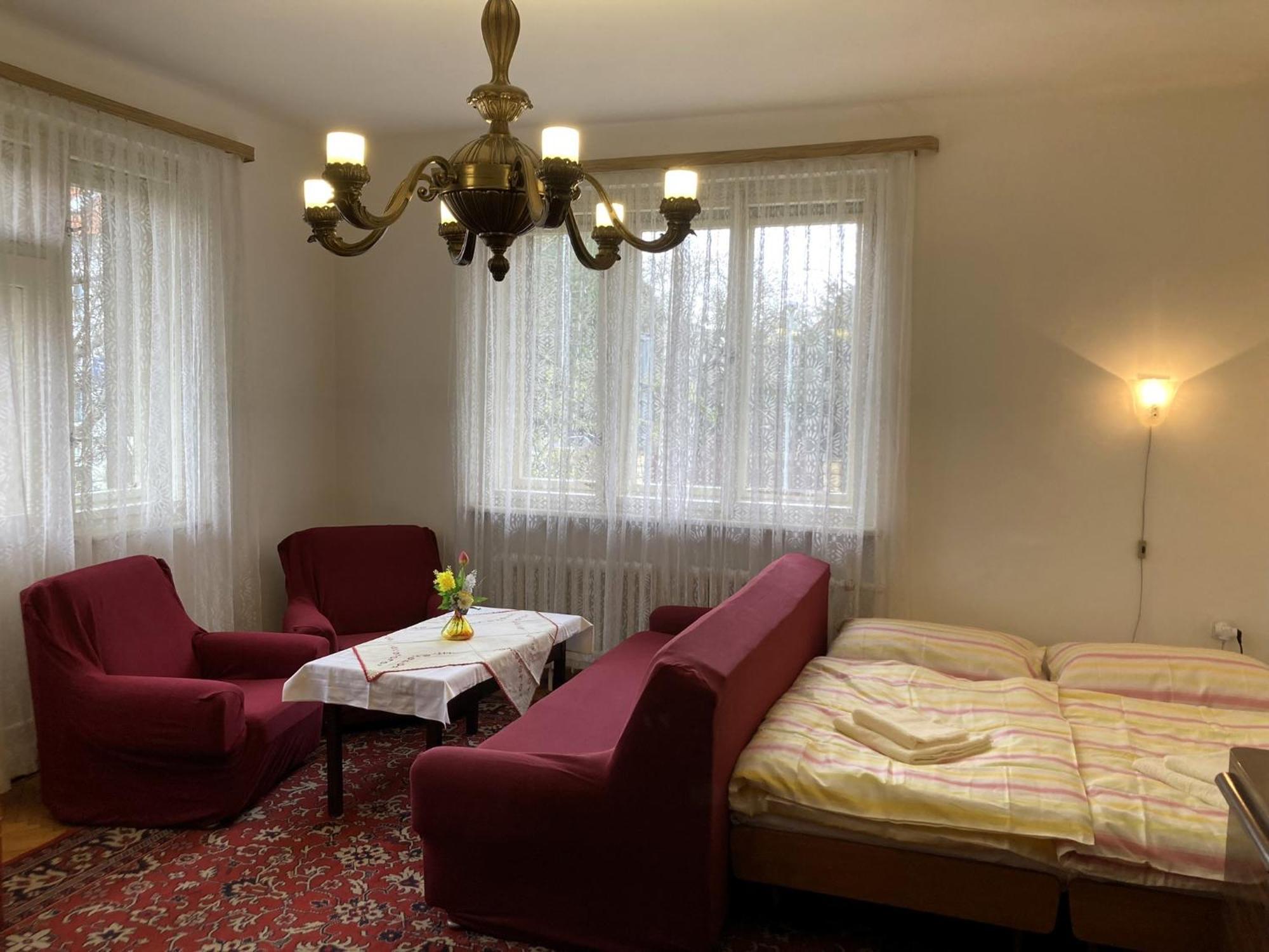 Spacious Apartment - Free Parking! 프라하 외부 사진